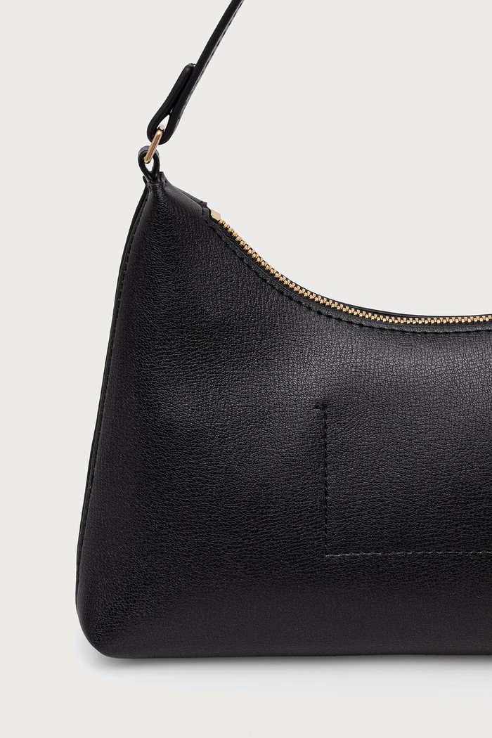 Calvin Klein torebka hobo damska z imitacji skóry czarny LV04F3890G