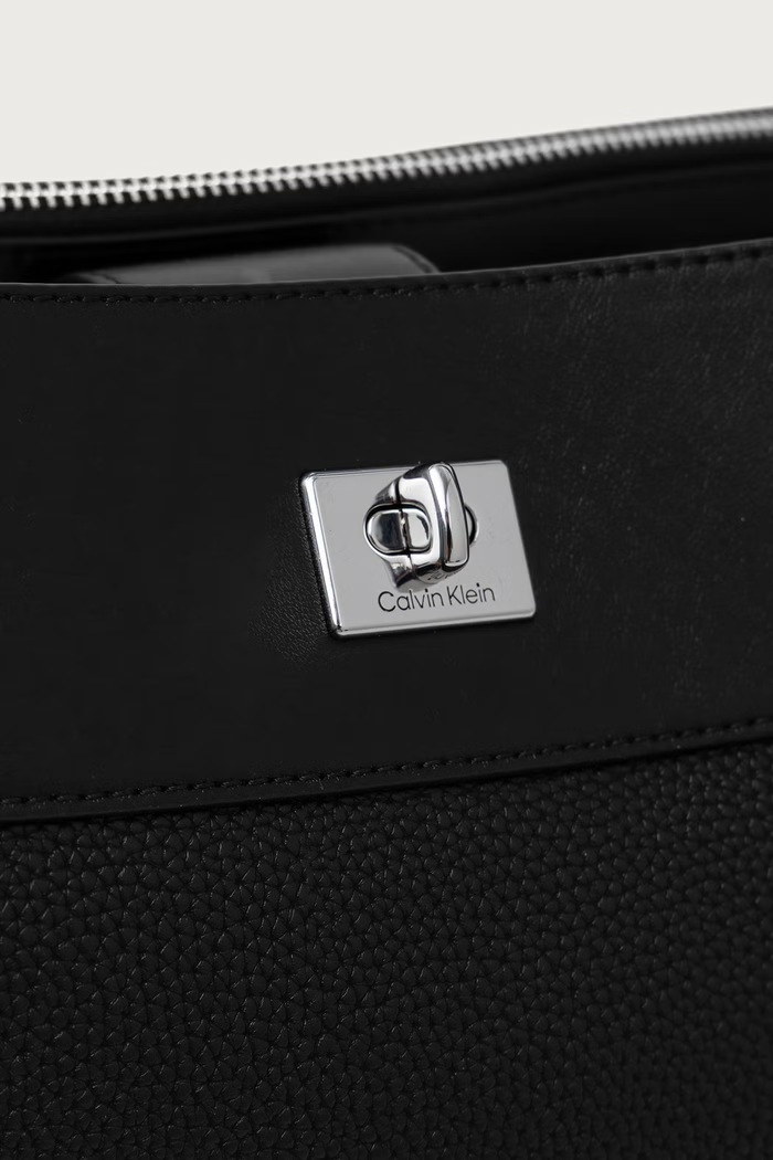 Torba za žene od imitacije kože Calvin Klein LV04F3887G crna