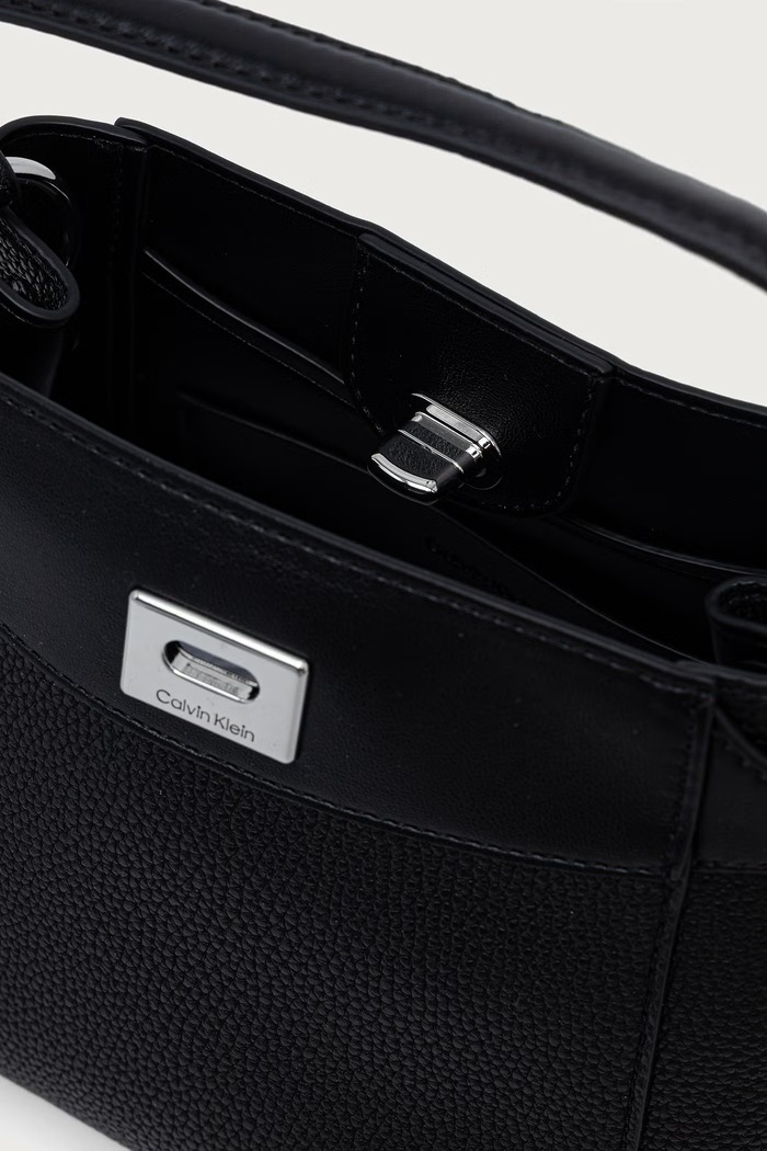 Γυναικεία από απομίμηση δέρματος Calvin Klein μαύρο LV04F3885G