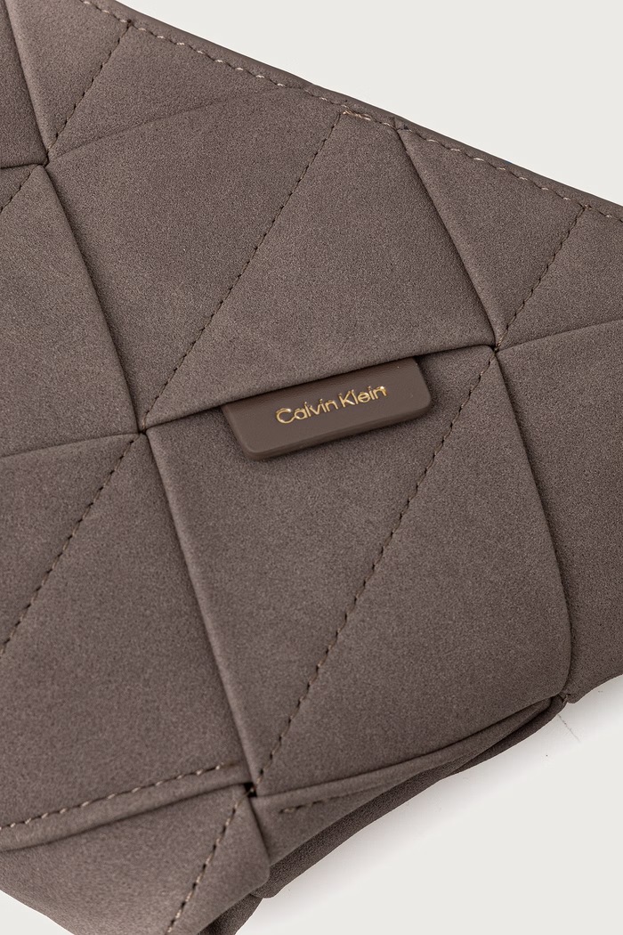 Crossbody torba za žene Calvin Klein LV04F3694G smeđa