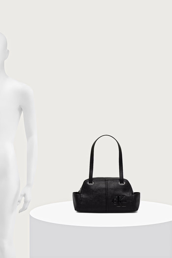 Calvin Klein geantă pentru femei cu imitație de piele LV04F3688G