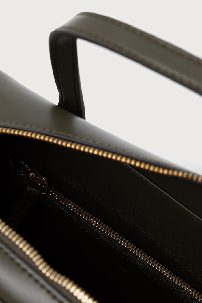 Calvin Klein crossbody kabelka dámská z imitace kůže LV04F3610G zelená