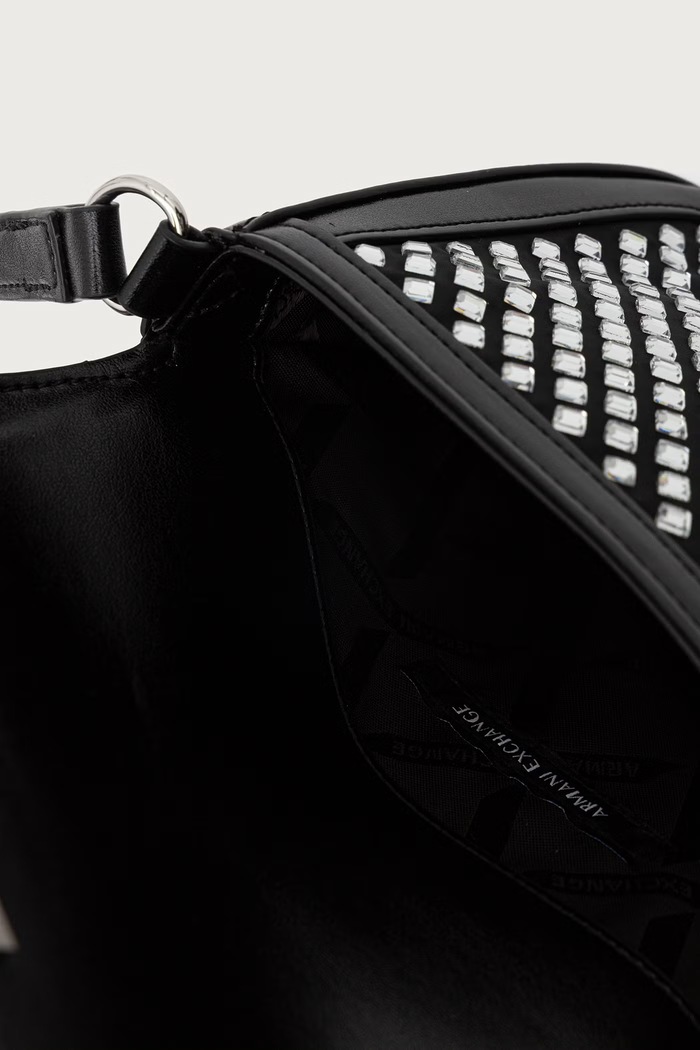 Crossbody torba za žene od imitacije kože Armani Exchange crna XW003374.AF26449