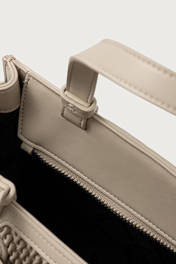 Torebka crossbody damska z imitacji skóry Armani Exchange beżowy XW000392.AF26444