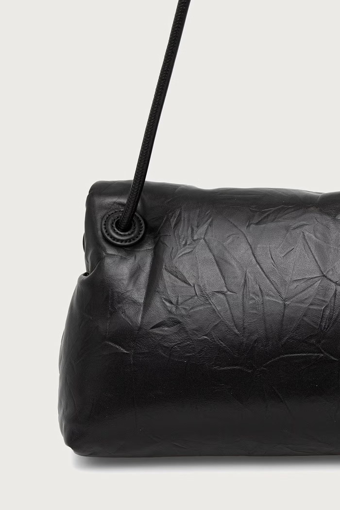 Akcesoria Trussardi Torebka damska skórzana Z611E306727N czarny