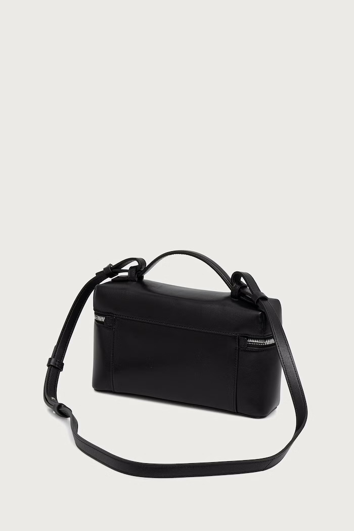 Accesorii Emporio Armani Geantă pentru femei din piele EW004564.AF32959 negru