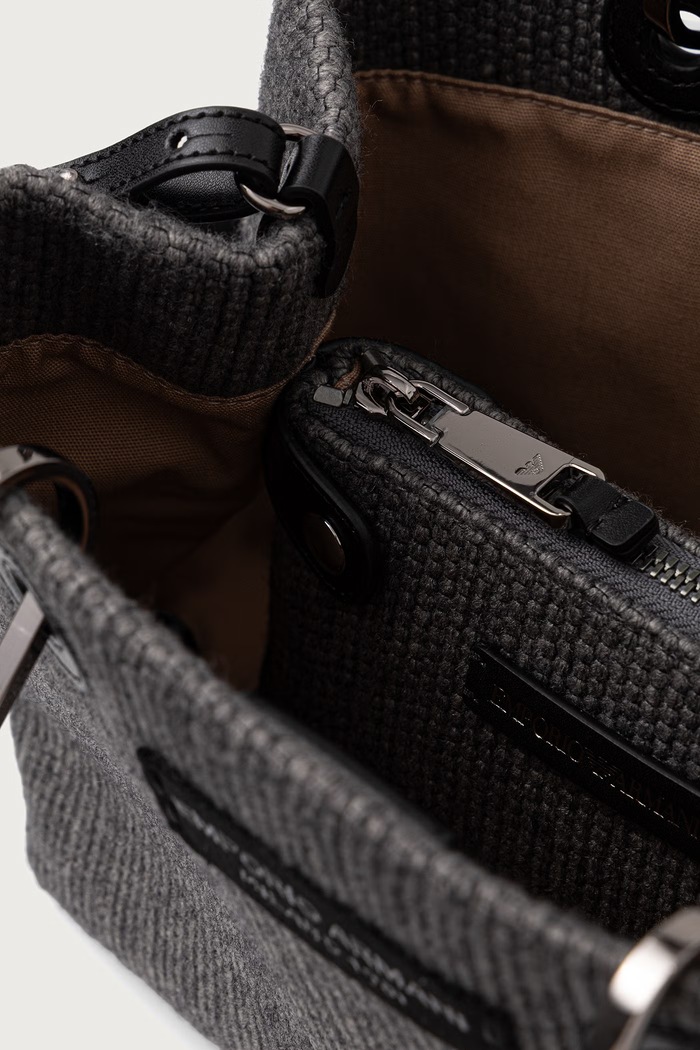Torebka crossbody damska z dodatkiem wełny Emporio Armani szary EW000361.AF28319