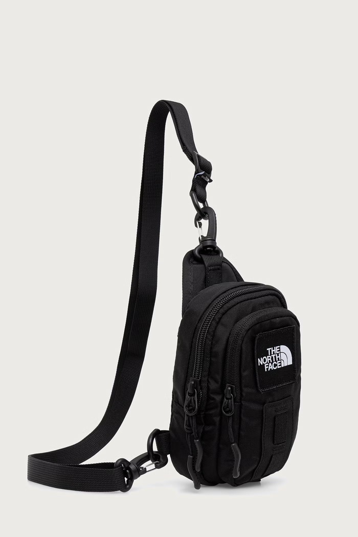 The North Face Kabelka dámska Hot Shot 2L NF0A8JCGJK31 čierna AW26