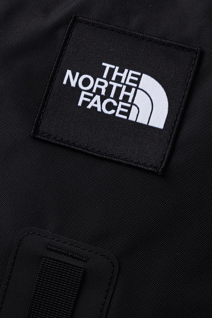Tote γυναικεία Hot Shot 23L The North Face NF0A8JCFJK31 μαύρο