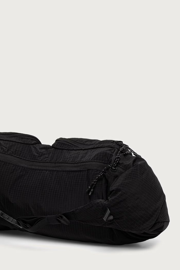 Doplnky The North Face Ľadvinka dámska NEVERstop 18L NF0A8JCAJK31 čierna