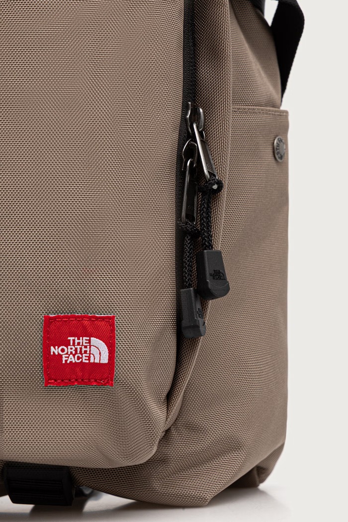 Kabelka typu shopper dámska Redbox 12L The North Face NF0A8EGE2H91 hnedá