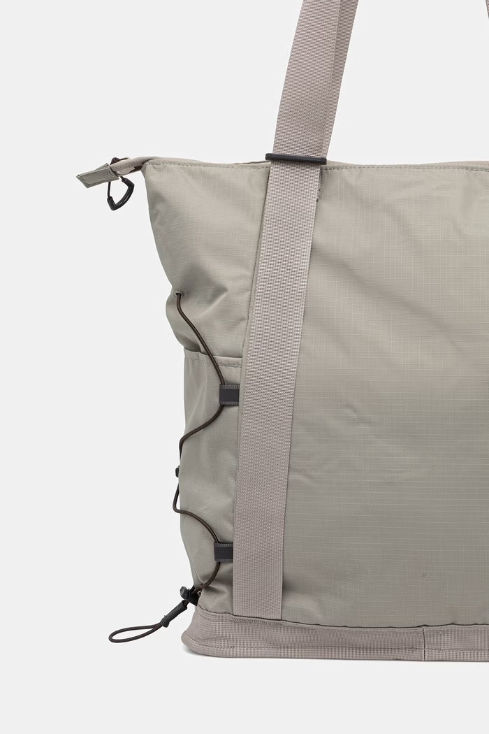 Dodatki The North Face tote torba ženska Borealis Tote 22L NF0A52SV0WB1 siva