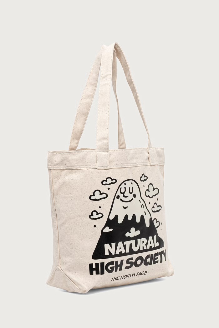The North Face Shopper torba za žene od pamuka Cotton Tote 17L NF0A3VWQ12P1 bež AW26