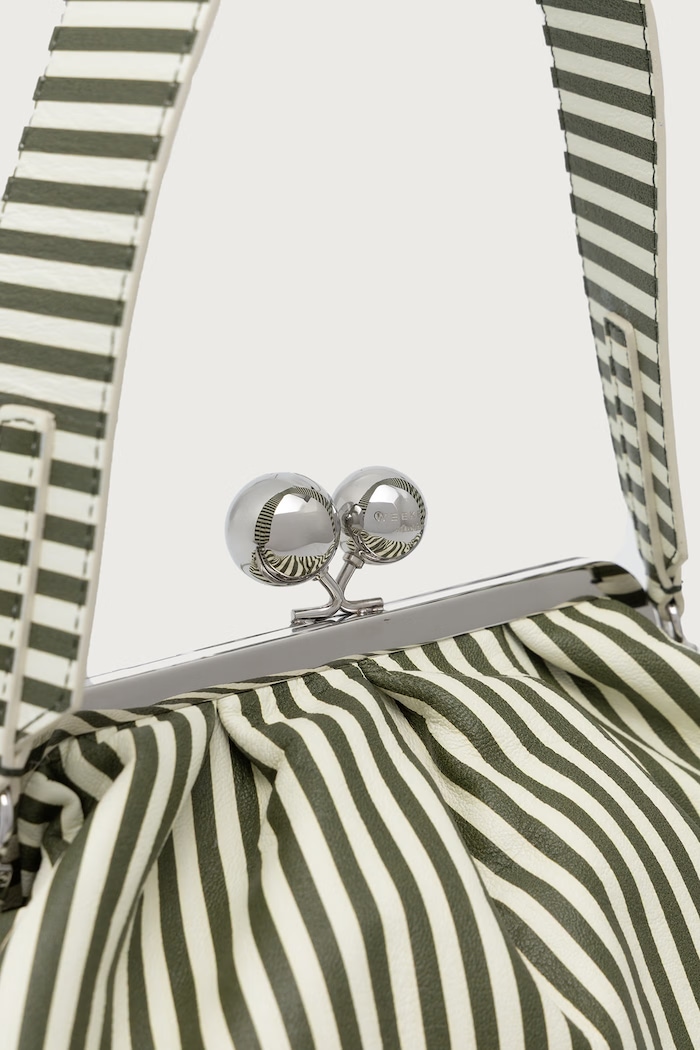 Crossbody kabelka dámska kožená WKAMEDIUM Weekend Max Mara 2625516164600 zelená