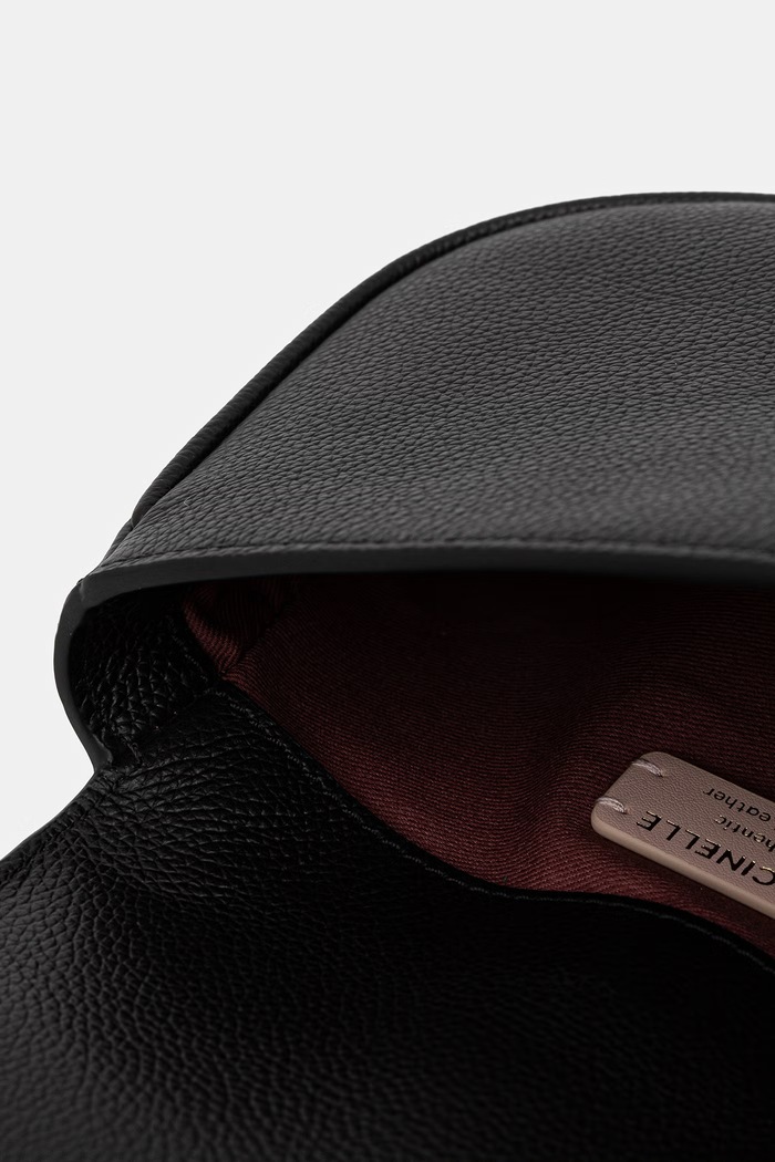 Coccinelle torebka crossbody damska skórzana E5.U7F.58.01.01 czarny
