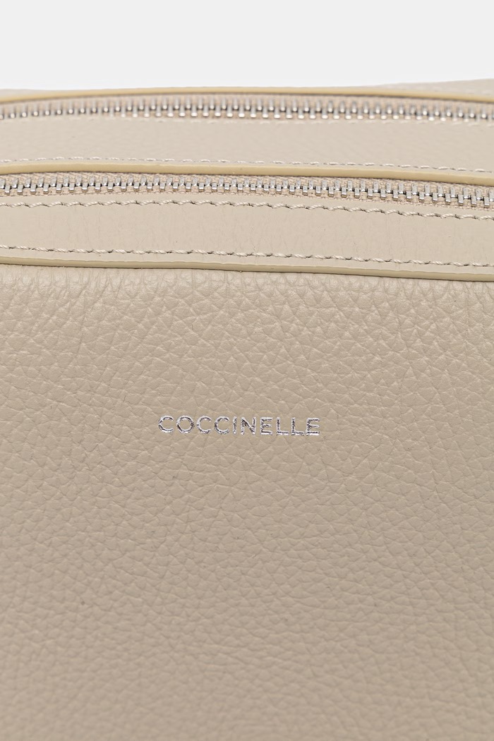 Akcesoria Coccinelle torebka crossbody damska skórzana E1.VGF.15.01.01 beżowy