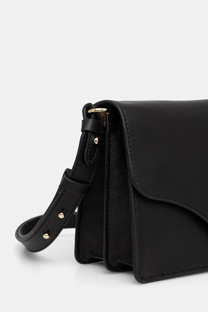Coccinelle torebka crossbody damska skórzana E1.VJF.12.02.01 czarny AW26