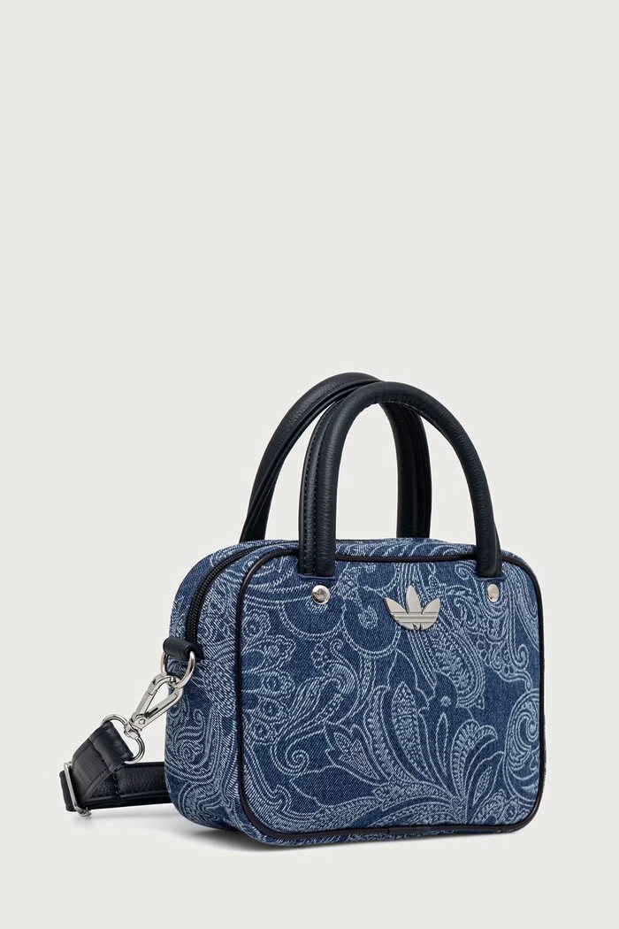 adidas Originals crossbody torba za žene traper Liberty London Square Bag KS6941 plava AW26