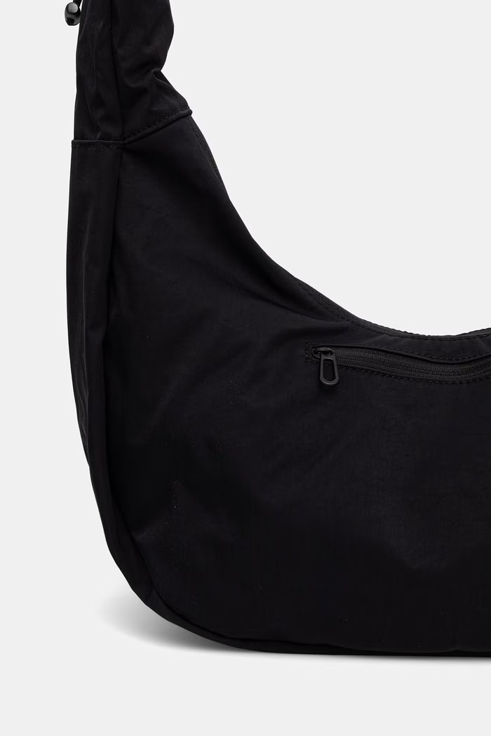 Akcesoria Puma torebka crossbody damska Medium Hobo 092822 czarny