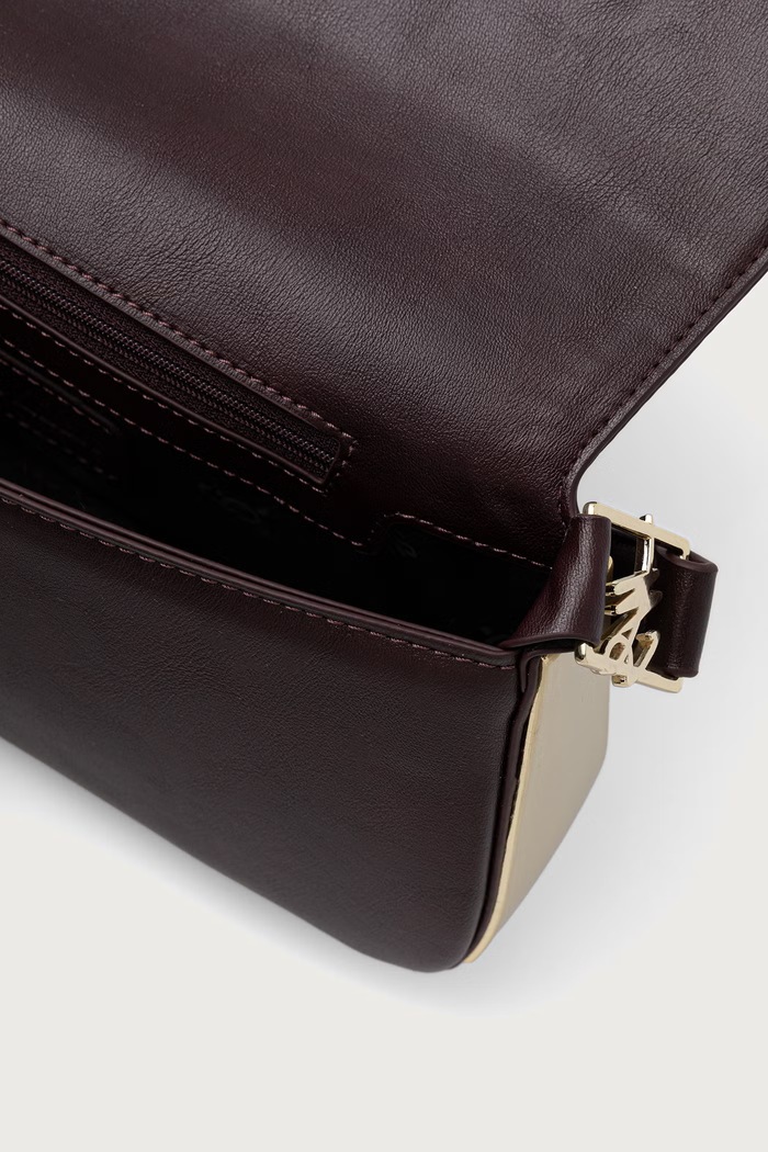 Kabelka typu baguette dámska z imitácie kože Baster Steve Madden burgundské SM13002684