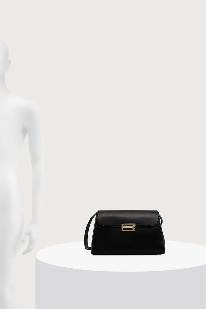 Victoria Beckham Torebka crossbody damska skórzana Dorian B426AAC007830A