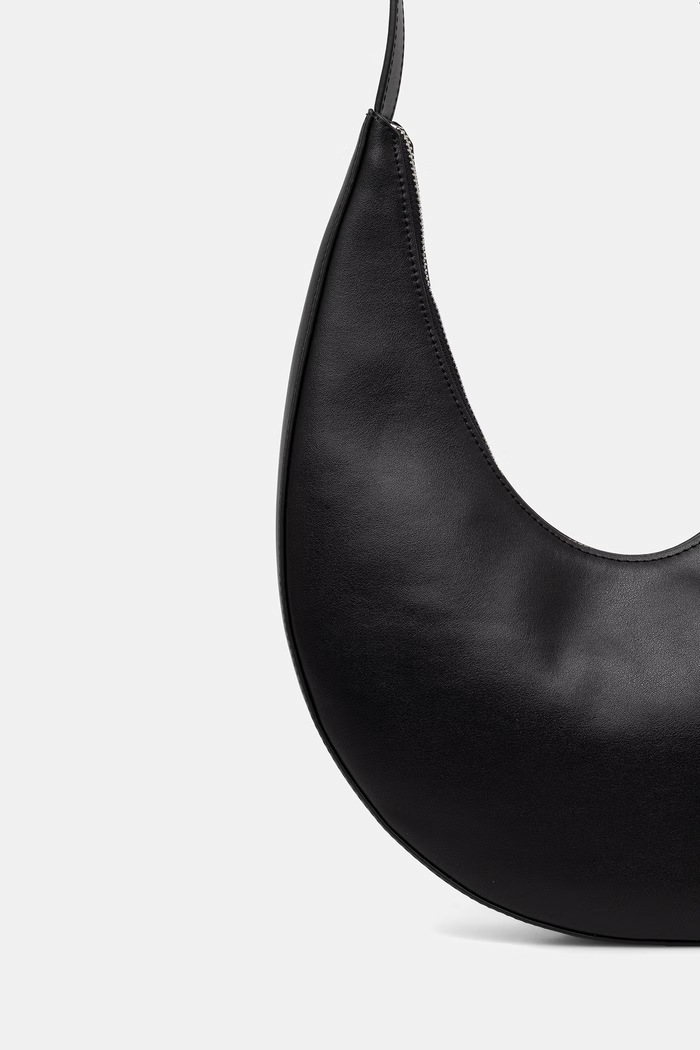Akcesoria Karl Lagerfeld Jeans torebka hobo damska skórzana B3W30151 czarny