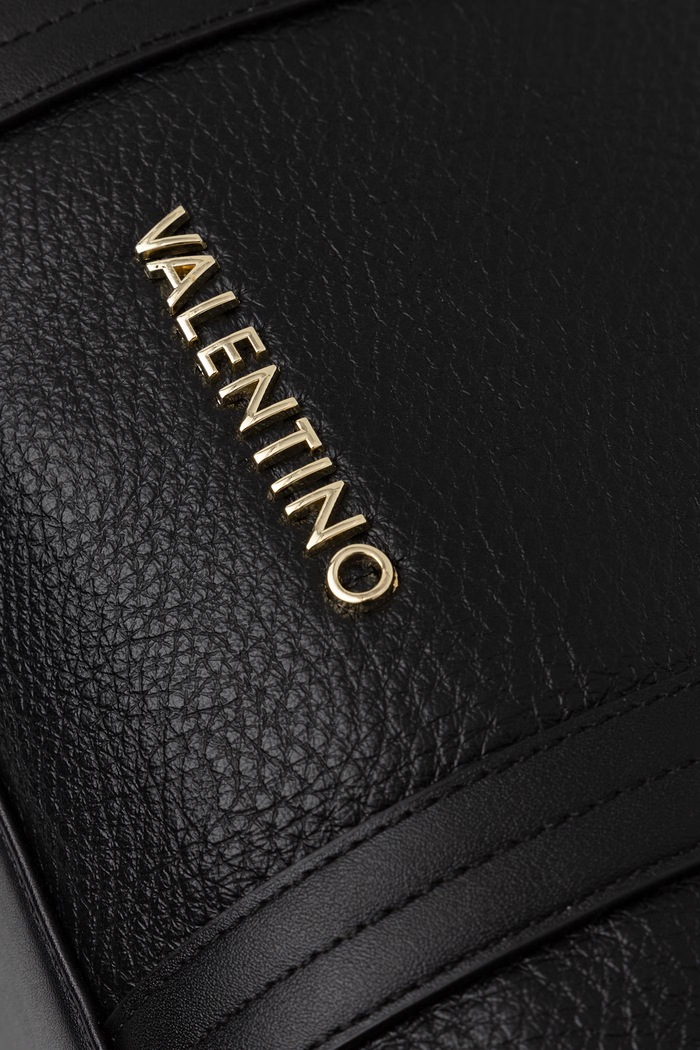 Torebka kuferek damska z imitacji skóry MAURY Valentino Bags VBSADF23 czarny