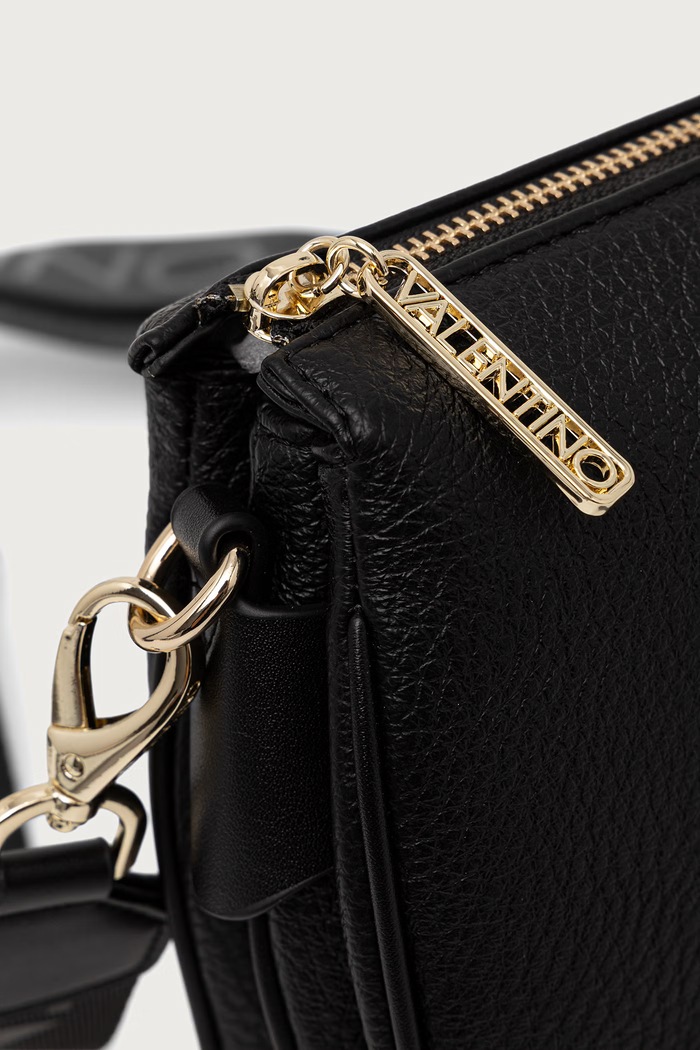 Torebka crossbody damska z imitacji skóry MAURY Valentino Bags VBSADF42 czarny