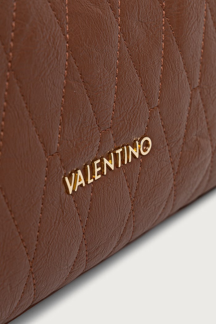 Torebka hobo damska z imitacji skóry CRYSTELLE Valentino Bags VBSA5Q07 brązowy