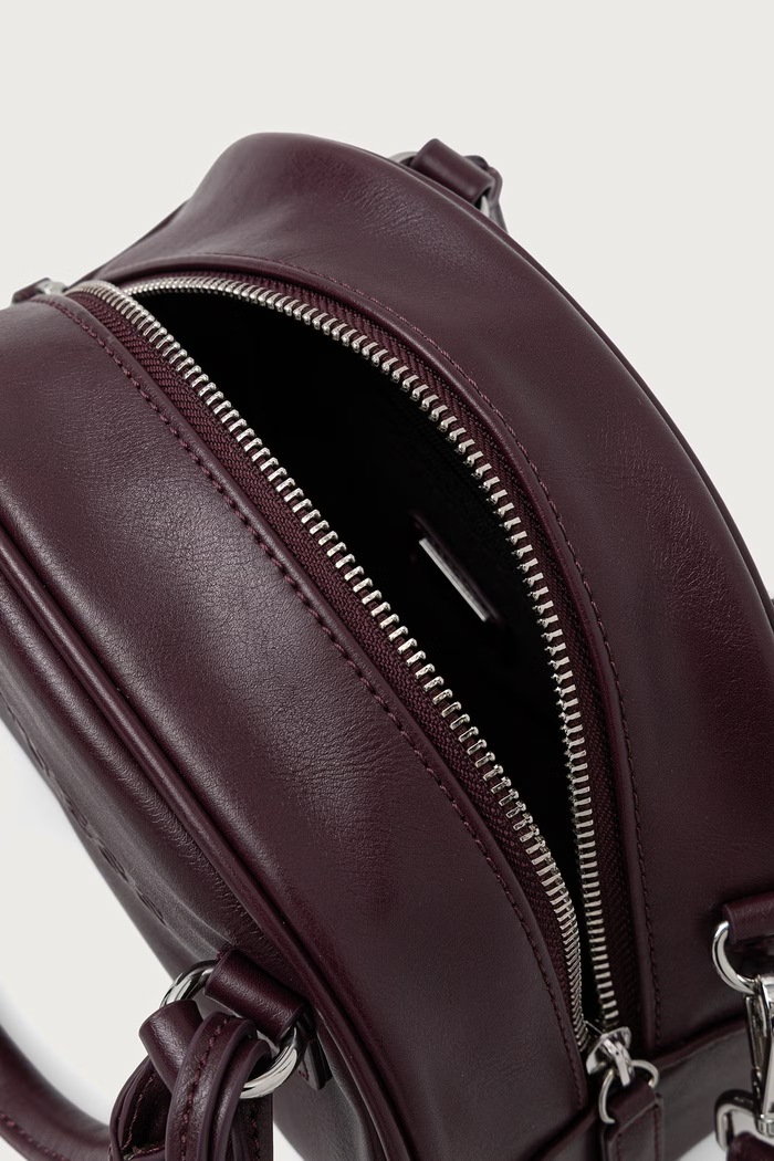 Borsa a tracollo da donna in similpelle CRIS Guess granata V6BZ07.W4597