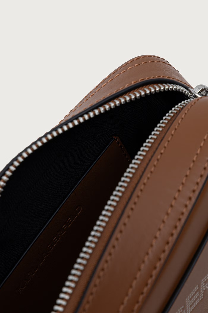 Crossbody kabelka dámská kožená Karl Lagerfeld hnědá B3W30088