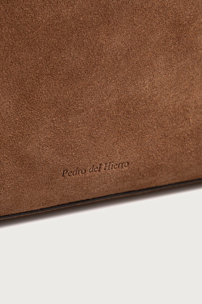 Torebka damska zamszowa Pedro del Hierro 1114757 brązowy
