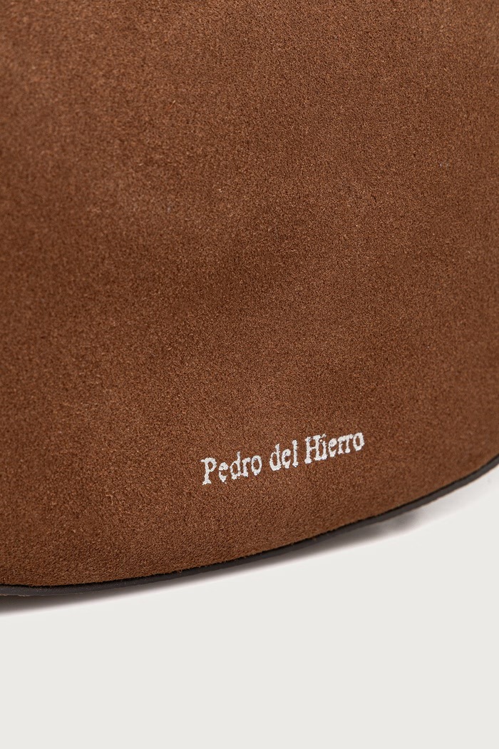 Torebka crossbody damska zamszowa Pedro del Hierro 1114758 brązowy