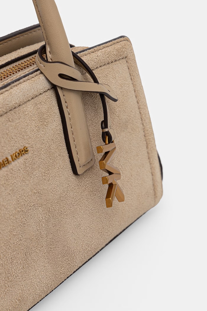 Akcesoria MICHAEL Michael Kors torebka bagietka damska zamszowa LAILA 30T6A9IT0S beżowy