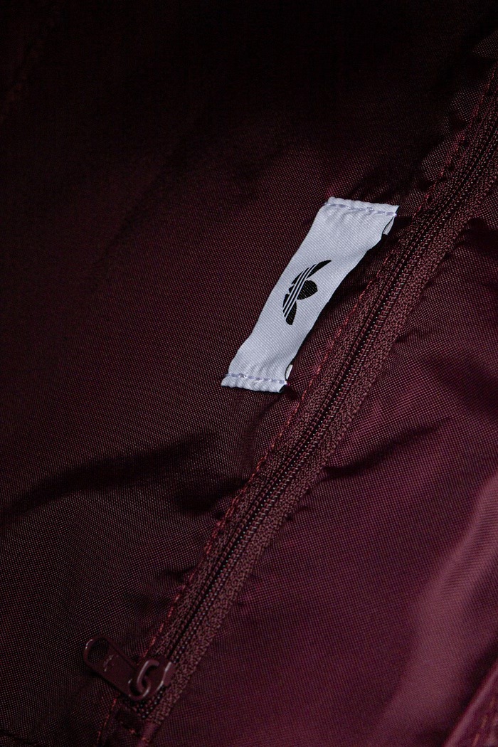 adidas Originals τσάντα hobo γυναικεία Everyday Icons KR9050 μπορντό