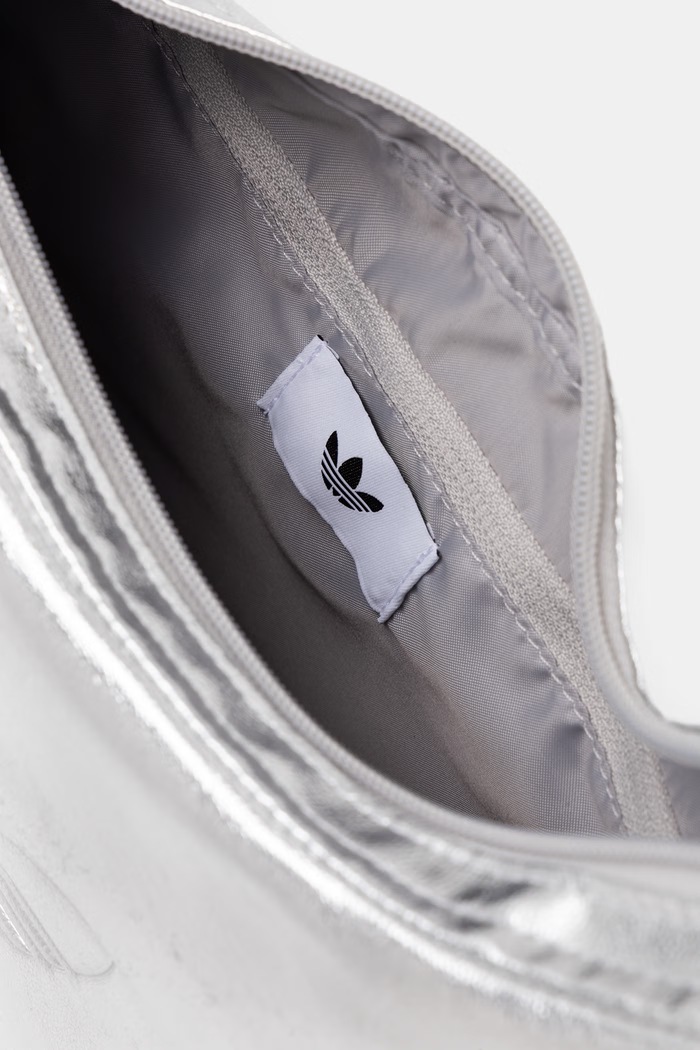 adidas Originals τσάντα hobo γυναικεία από απομίμηση δέρματος Adicolor KR1562 ασημί