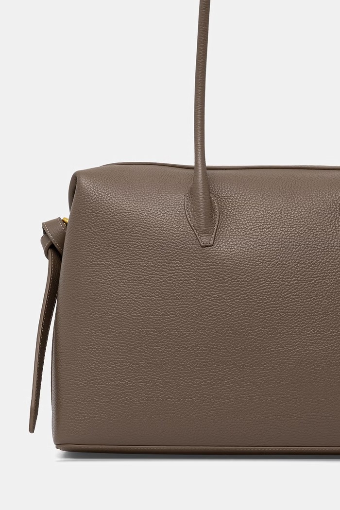 Akcesoria Yuzefi torebka shopper damska skórzana LARGE BRIOCHE DUFFLE YUZRS26.HB.LBD.L052 brązowy