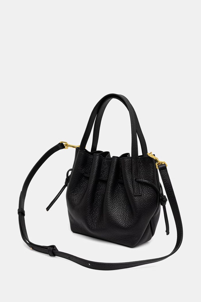 Akcesoria Yuzefi torebka crossbody damska skórzana MINI SCALLOP YUZPF26.HB.MST.L034 czarny