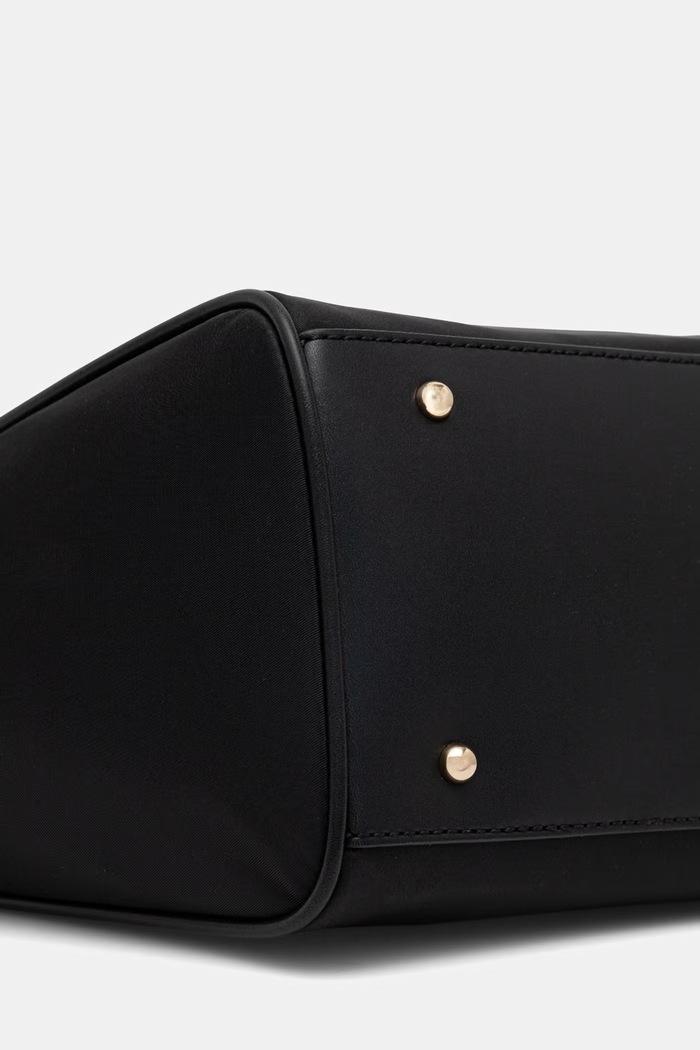 Guess crossbody torbica ženska FOLLIE TWNN96.76019 črna