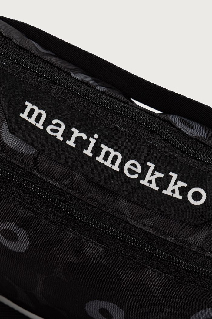 Za žene Marimekko 096111 siva