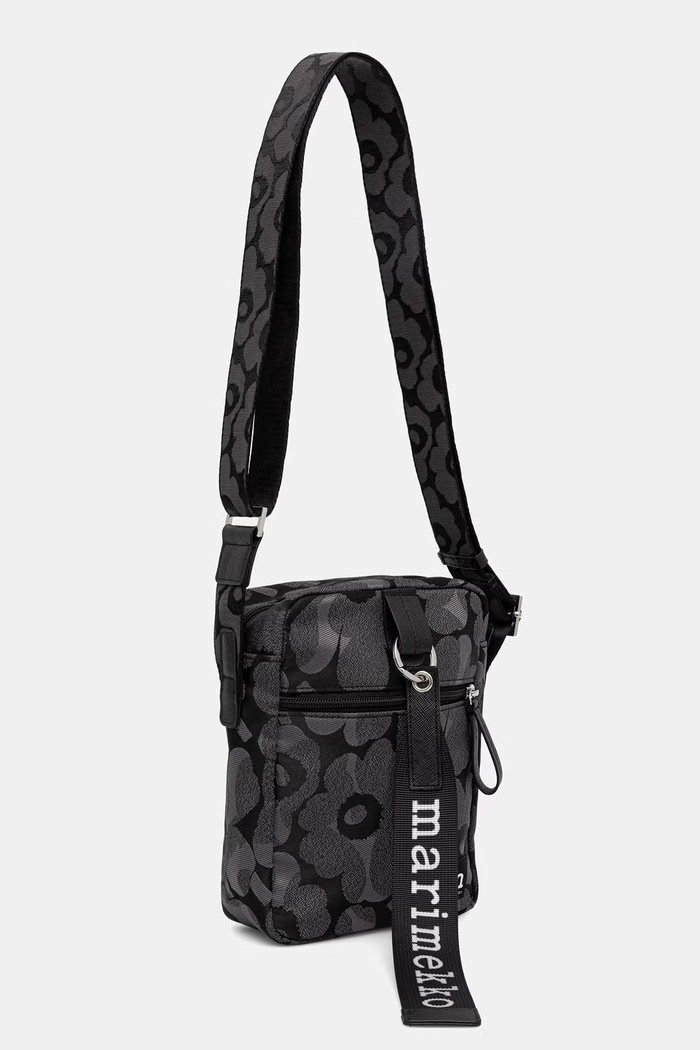 Marimekko kabelka dámska 095839 sivá AW26