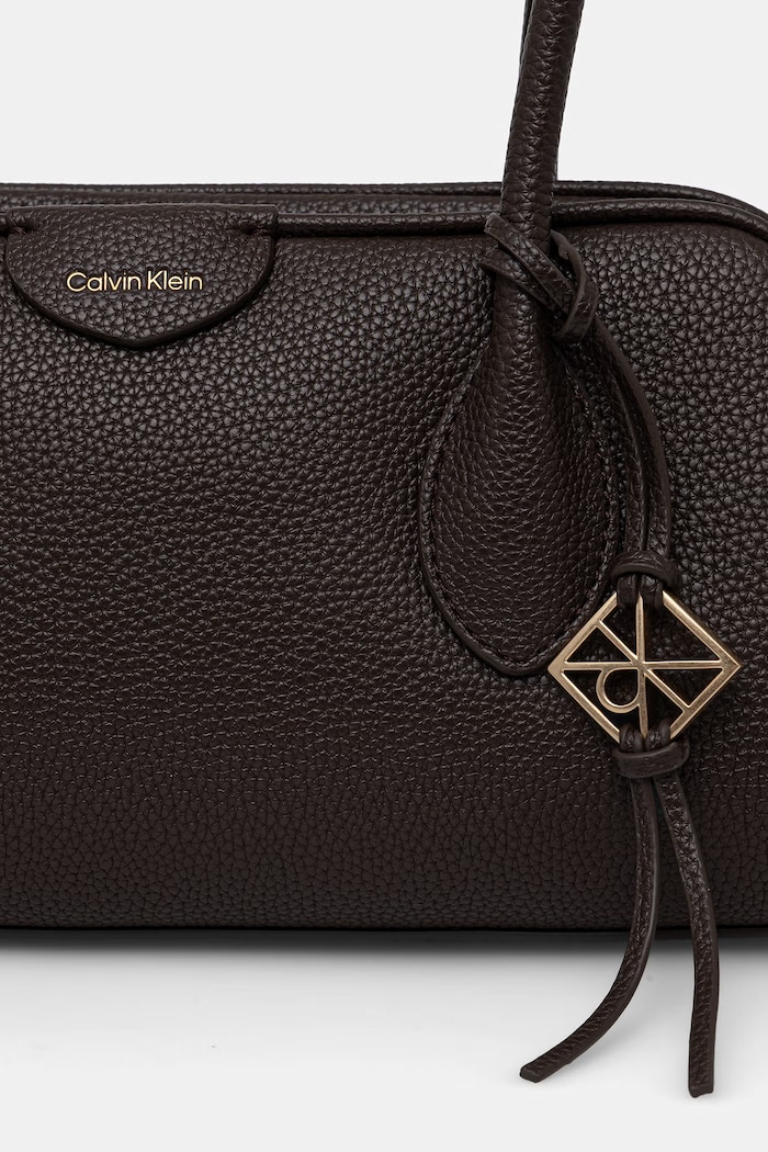 Αξεσουάρ Calvin Klein τσάντα baguette γυναικεία LV04F3743G καφέ