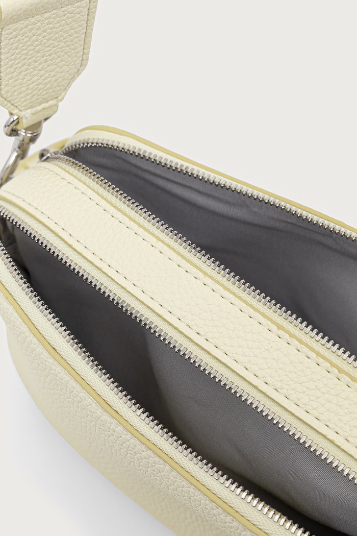 Torebka crossbody damska z imitacji skóry Calvin Klein beżowy LV04F3656G