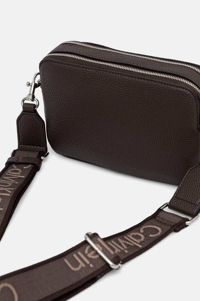 Akcesoria Calvin Klein torebka crossbody damska z imitacji skóry LV04F3656G brązowy
