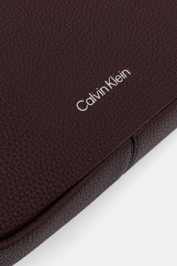 Calvin Klein torebka crossbody damska z imitacji skóry bordowy LV04F3656G