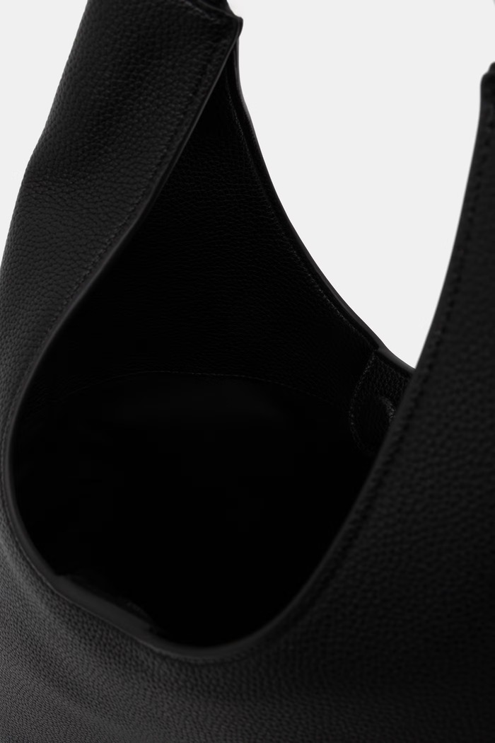 Calvin Klein hobo torbica ženska iz umetnega usnja LV04F3643G črna