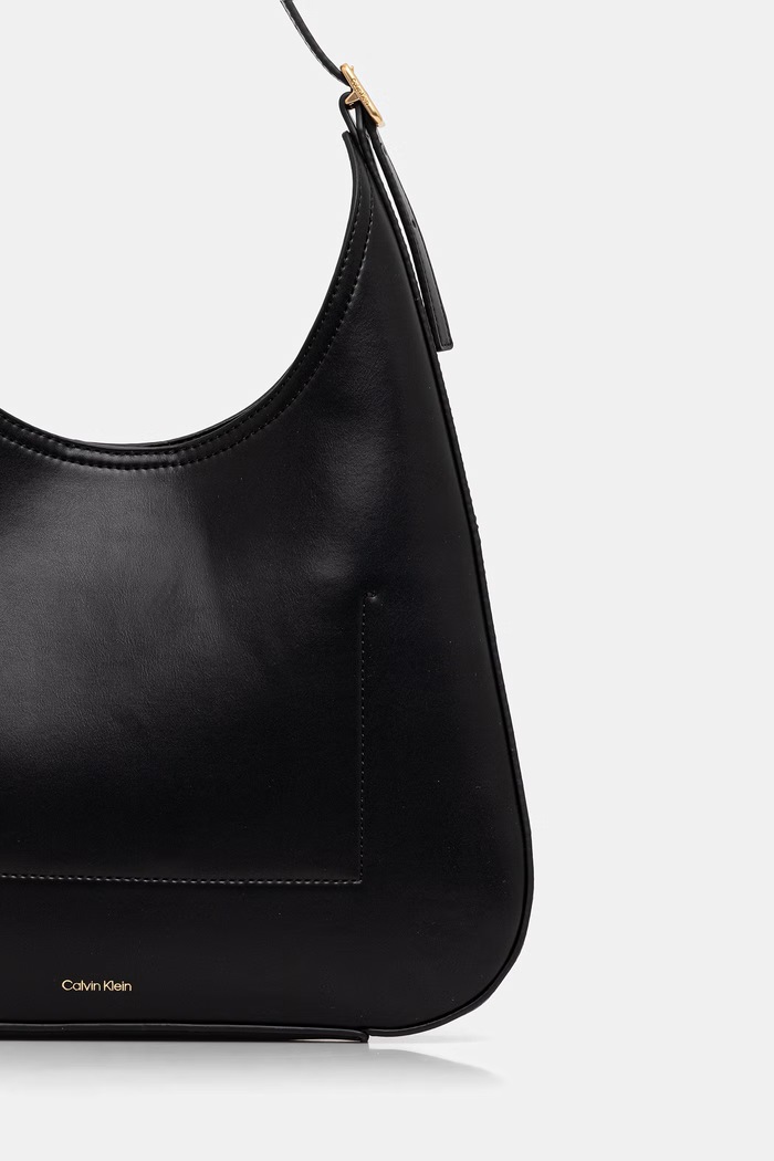 Akcesoria Calvin Klein torebka hobo damska z imitacji skóry LV04F3522G czarny