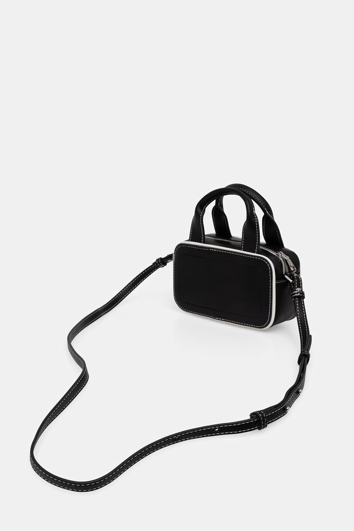 Calvin Klein crossbody torbica ženska iz umetnega usnja črna LV04F1257G