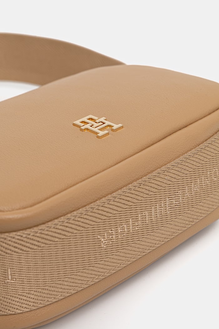 Tommy Hilfiger crossbody kabelka dámska z imitácie kože béžová AW0AW18741