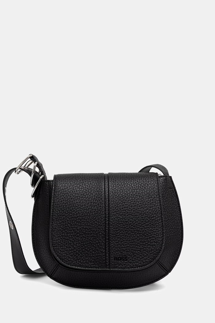 BOSS crossbody torbica ženska iz umetnega usnja CLARICE SADDLE črna 50568174